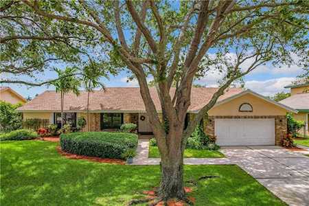 10220 SW 18th St Davie, FL 33324