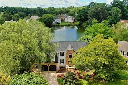 705 Turnbuckle Ct Chesapeake, VA 23322