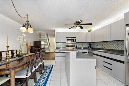 598 Hahaione Street #1-B Honolulu, HI 96825