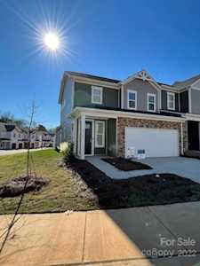 8115 Merryvale Ln Charlotte, NC 28214