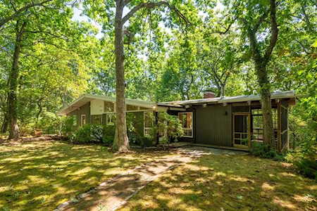 34 Laurel Drive Lincoln, MA 01773