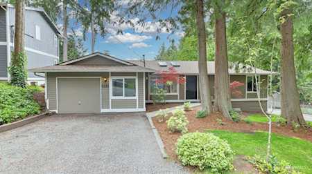 1211 207th Place NE Sammamish, WA 98074