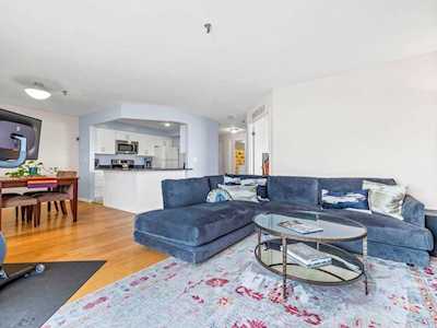 376 Ocean Ave #1802 Revere, MA 02151