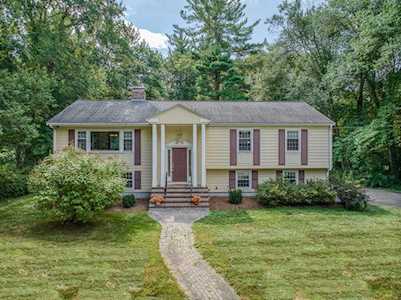 3 Fern Way Bedford, MA 01730