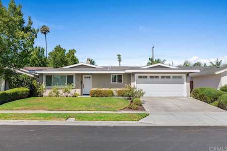 3269 Colorado Ln Costa Mesa, CA 92626