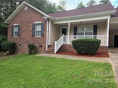505 Apple Ln Bessemer City, NC 28016