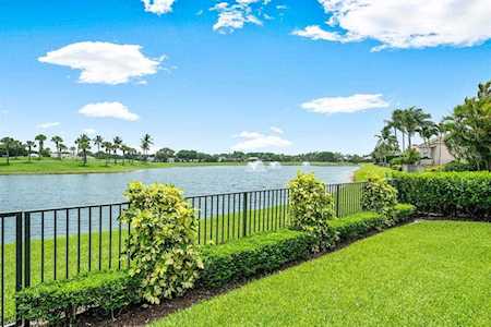 148 Vintage Isle Lane Palm Beach Gardens, FL 33418