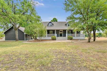 2768 N Lincoln Park Road Van Alstyne, TX 75495