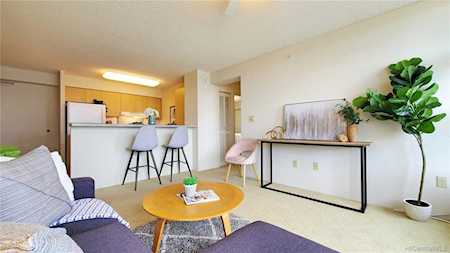 1315 Kalakaua Avenue #2203 Honolulu, HI 96826