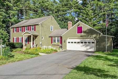 60 Maplewood Drive Townsend, MA 01469