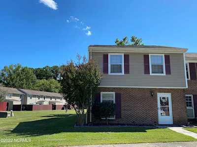 121 King George Court Jacksonville, NC 28546