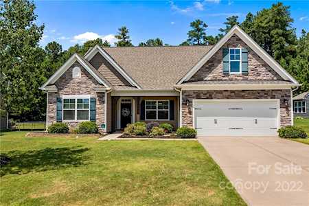 5803 Mcclintock Dr Denver, NC 28037