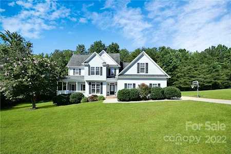 3679 Creek Ridge Dr Denver, NC 28037