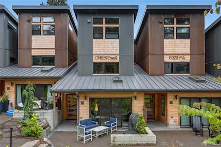 10323 NE 189th St #D Bothell, WA 98011