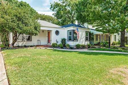 4016 El Campo Avenue Fort Worth, TX 76107