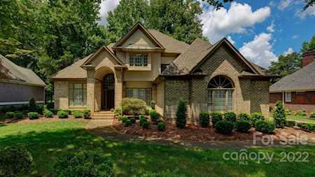 17940 River Ford Dr Davidson, NC 28036