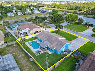 3529 Edgar Avenue Boynton Beach, FL 33436