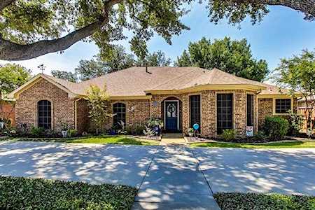 1119 Shawnee Trail Carrollton, TX 75007