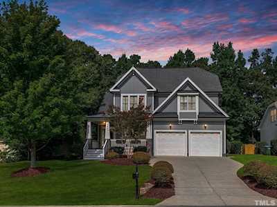 2804 Oakley Woods Lane Apex, NC 27539
