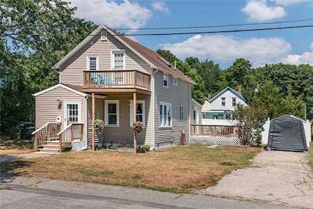 45 Van Zandt Ave Warwick, RI 02889