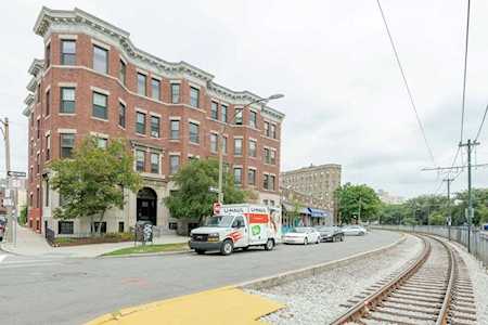 1161 Commonwealth Ave #7 Boston, MA 02135