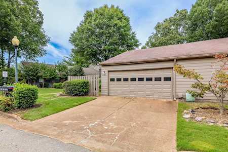 8162 Ravenhill Dr Germantown, TN 38138