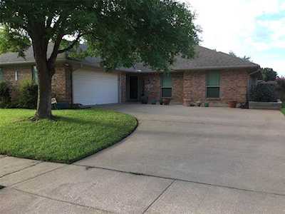 2604 Morningside Drive Bedford, TX 76021