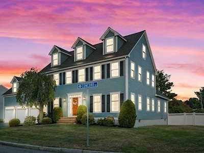 20 Concord Rd Stoneham, MA 02180