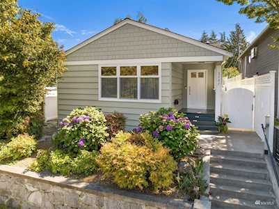 2337 N 64th St Seattle, WA 98103