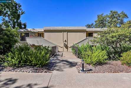 2209 Golden Rain Rd. Walnut Creek, CA 94595