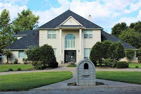 101 Logan Lane Stephenville, TX 76401