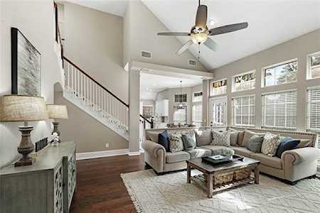 1208 Lakewood Drive Mckinney, TX 75072