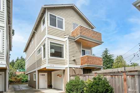 9521 8th Ave NW #B Seattle, WA 98117