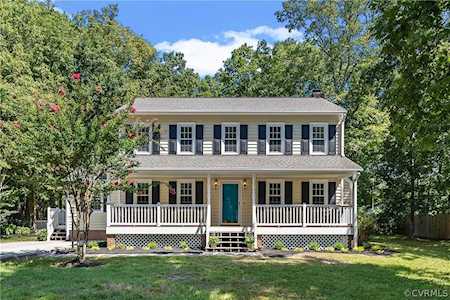 3204 Woodland Rd Glen Allen, VA 23060