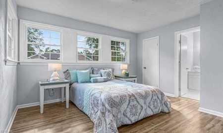 2812 Garrett St Chesapeake, VA 23324