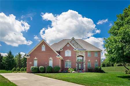 4507 Austin Oaks Ct Zionsville, IN 46077