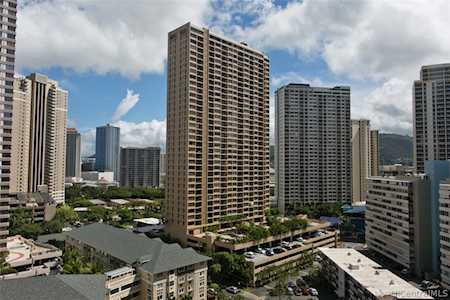 411 Hobron Lane #2001 Honolulu, HI 96815