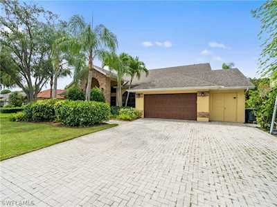 65 S Timberland Circle Fort Myers, FL 33919