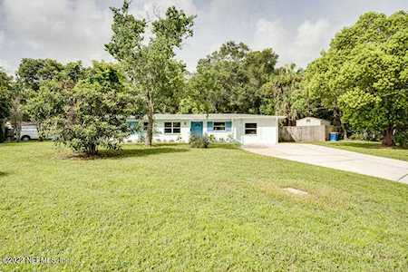 6064 Robbins Cir Jacksonville, FL 32211
