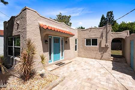 315 Sears Avenue Daytona Beach, FL 32118