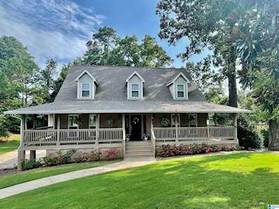 809 Leslie Lane Gardendale, AL 35071