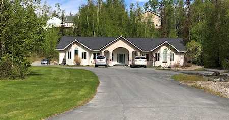 2795 W Stonebridge Dr Wasilla, AK 99654