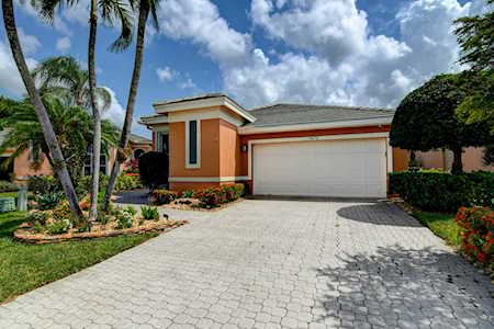 7672 Rockford Road Boynton Beach, FL 33472