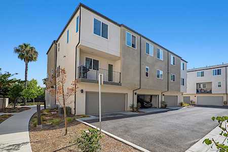 5406 Sand Arch Ln #202 San Diego, CA 92154