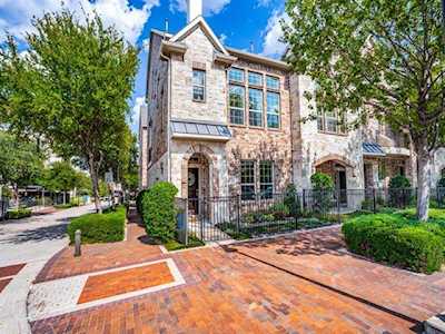 15856 Quorum Drive Addison, TX 75001