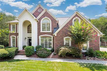 4208 Moss Creek Ct Matthews, NC 28105