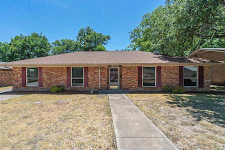 2009 Cliffside Drive Edgecliff Village, TX 76134