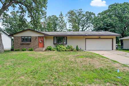 5220 Jeffery Drive Mounds View, MN 55112