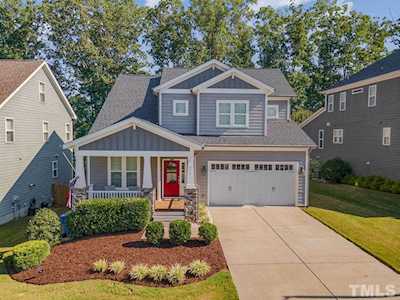 428 Skybluff Circle Fuquay Varina, NC 27526