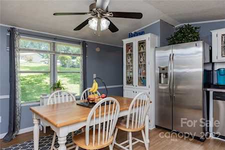 210 Southbourne Ct Mount Holly, NC 28120